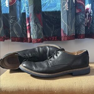 Clarks Black Leather Oxfords